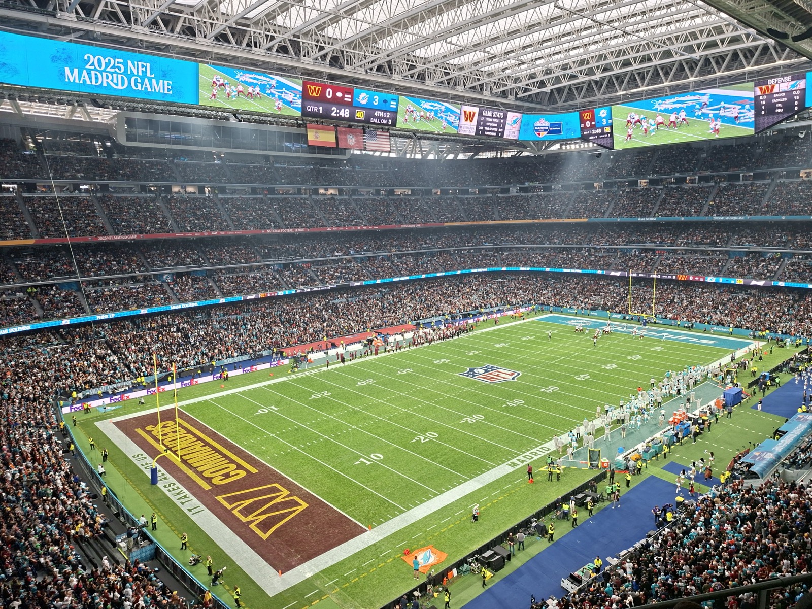 The Santiago Bernabéu packed for an NFL regular-season game, an NFL field laid over the pitch